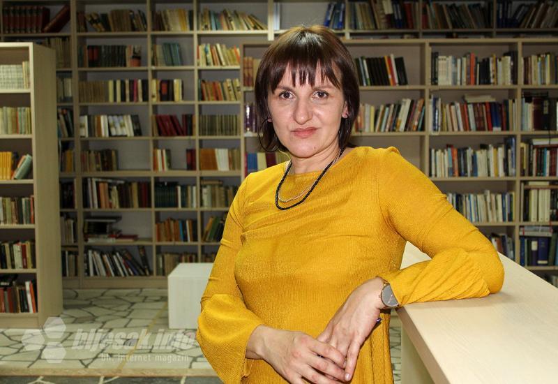 Mirjana Barać za Bljesak: Moji stihovi su moje bebe, tako im tepam
