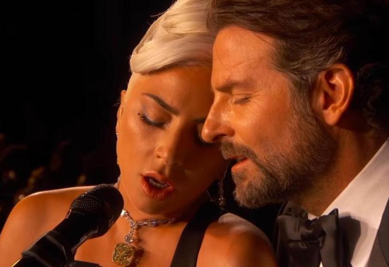 Lady Gaga i Bradley Cooper izvode pjesmu  - Lady Gaga otkrila istinu o njenom odnosu s Cooperom