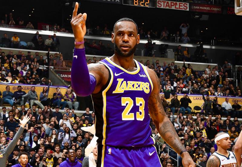 Lakersi bez LeBrona doživjeli treći uzastopni poraz
