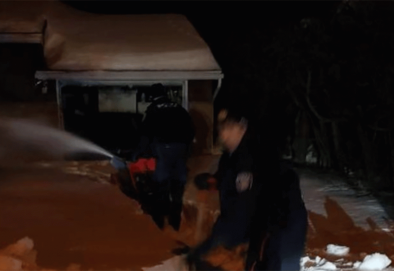 Starac tjednima zatočen u kući zbog velikih nanosa snijega