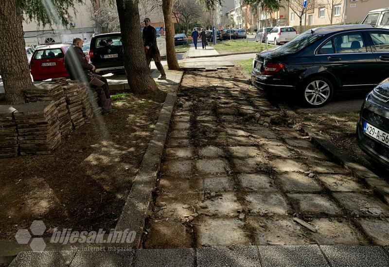 Uklanjanje dotrajalih betonskih ploča - Obnovljen dio pločnika u Zagrebačkoj ulici
