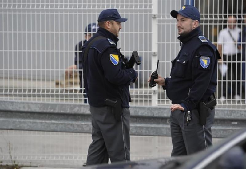 U Bosanskoj Gradišci zatečena 42 migranata
