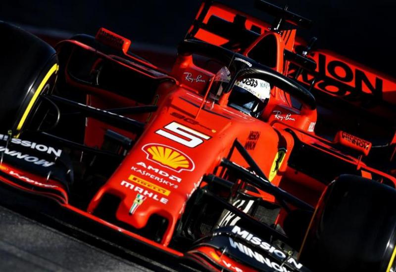 Vettel ''krstio'' svog novog Ferrarija SF90: Ove sezone vozi Linu