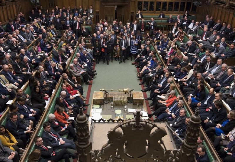 Britanski parlamentarci podržali zakon o Brexitu