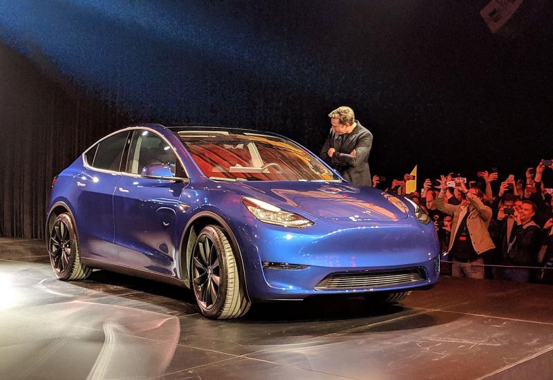 Elon Musk predstavio Tesla Model Y - Elon Musk predstavio najvažniji Teslin automobil do sada