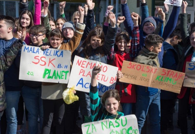 Sarajevski učenici se pridružuju prosvjedima protiv klimatskih promjena - Sarajevski učenici se pridružuju prosvjedima protiv klimatskih promjena