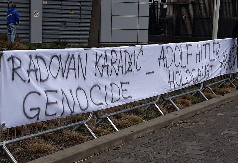 Čeka se presuda Radovanu Karadžiću, incident pred zgradom suda