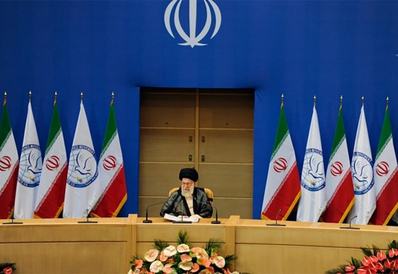 Khamenei: Iranska hrabrost i razboritost  protiv ekonomske 'urote'