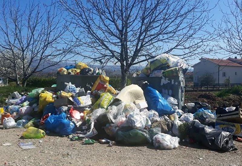 Smeće u kontejneru u Jasenici - Mostarci ogorčeni: Stanje sa (ne)odvozom smeća sve je gore