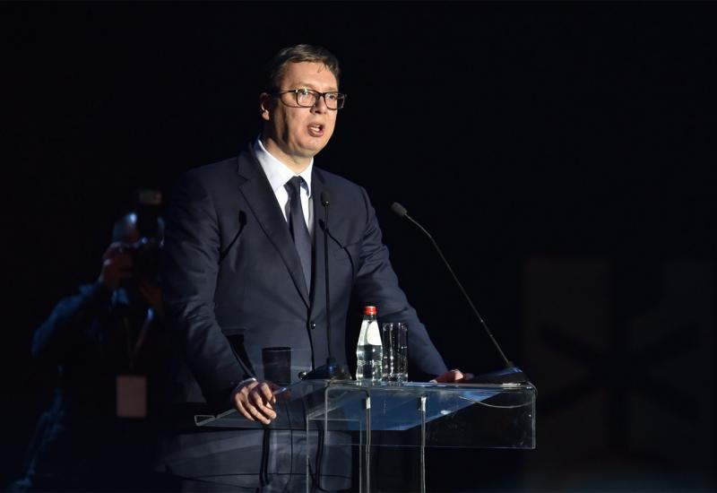 Vučić zaplakao u Nišu: ''Srbiju nitko neće slomiti''