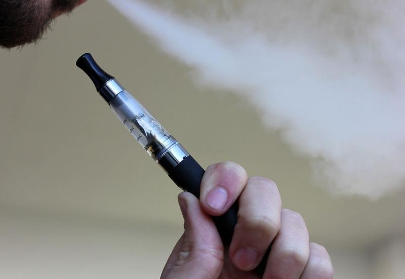 Država zabranjuje e-cigarete! Kazna - zatvor i vrtoglavo visoki novčani iznosi