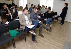 Radionica u Mostaru: Kako zaustaviti odlazak mladih u Europu?