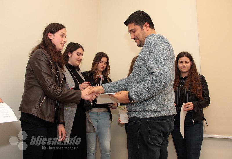 Dodjele nagrada - Mostar; Najbolji učenici iz HNŽ nagrađeni putovanjem u Istanbul