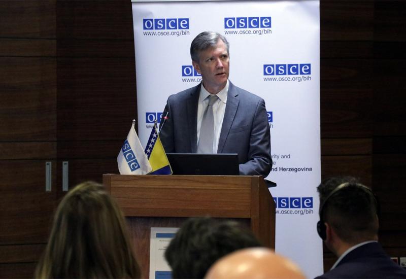 šef Misije OSCE-a u Bosni i Hercegoviniu Bruce Berton  - Korupcija je ozbiljan problem za BiH 