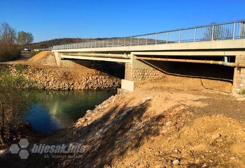 Rekonstruirani most u Klepcima - Most na magistaralnoj cesti M-17 nakon četiri mjeseca dobio asfalt
