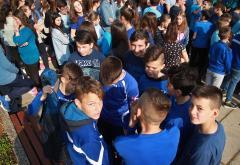 Široki Brijeg: Učenici puštanjem balona obilježili Svjetski dan svjesnosti o autizmu