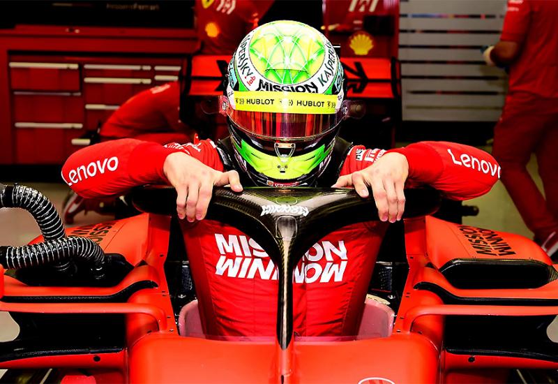 VIDEO | Mladi Schumacher napokon u bolidu Ferrarija 