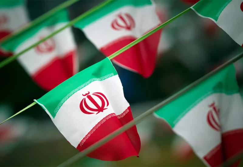 Iran će "odgovoriti na diplomaciju diplomacijom, na rat odlučnom obranom"