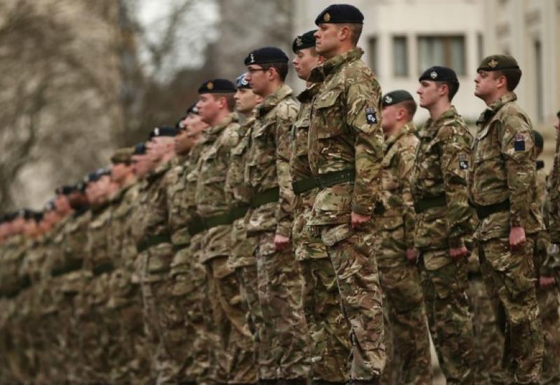 Ilustracija - BuzzFeed: Brexit bez sporazuma značit će i manje britanskih vojnika u BiH