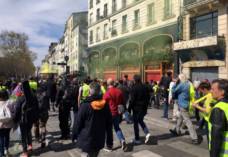 Žuti prsluci u Parizu, travanj 2019. - VIDEO|Francuska: Žuti prsluci i dalje na ulicama, policija proaktivnija