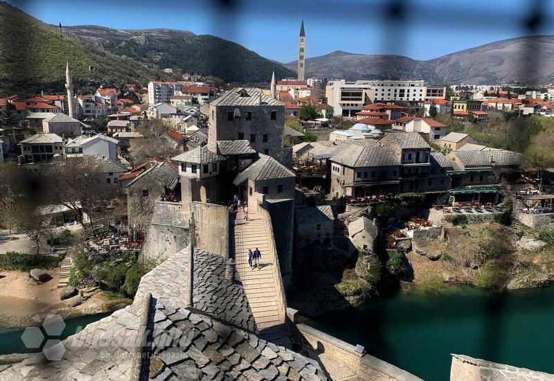 Stari most u Mostaru - Turski klesar prepričao obnovu Starog mosta: Zabranili smo rad bušilicom, sve se radilo ručno 