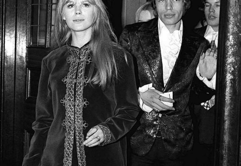 Marianne Faithfull i Mick Jagger 1967. u Londonu - Groupies - Djevojke koje su seksom mijenjale povijest rocka