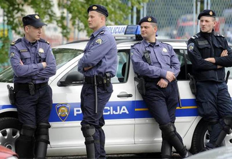 Hrvatska policija za vikend zabilježila gotovo 5 tisuća prekršaja u prometu