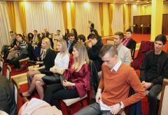 Debata u Mostaru: Pravednom svađom se može učiniti nešto za BiH