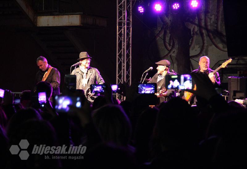 Mostar: Hitovi i dobra atmosfera na koncertu Galije