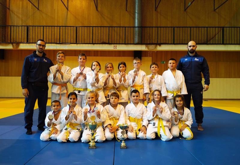 Judo klubu Borsa novih 15 odličja u Ptuju