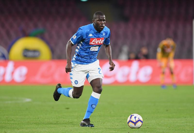 Manchester City i dalje pregovara o transferu Napolijeva stopera Koulibalyja
