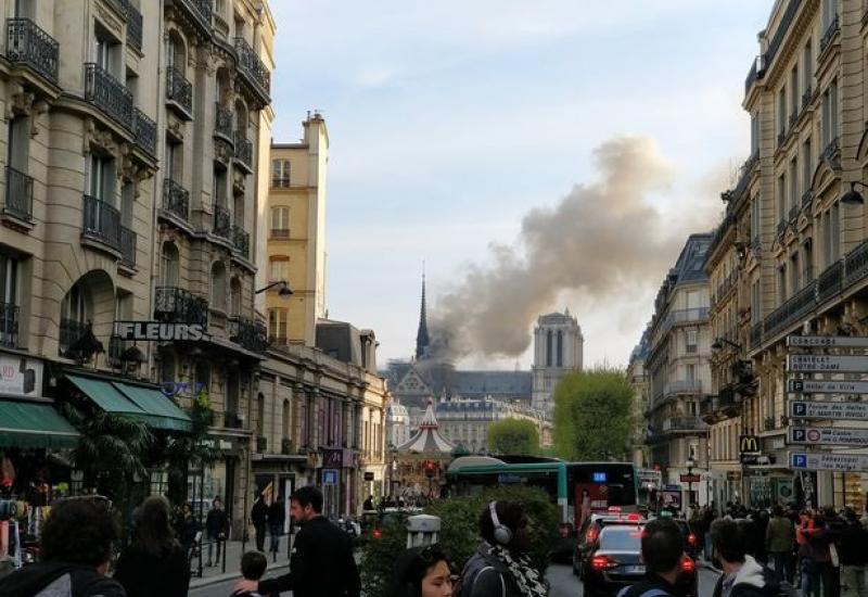 Notre Dame bez božićne službe po prvi put od Francuske revolucije