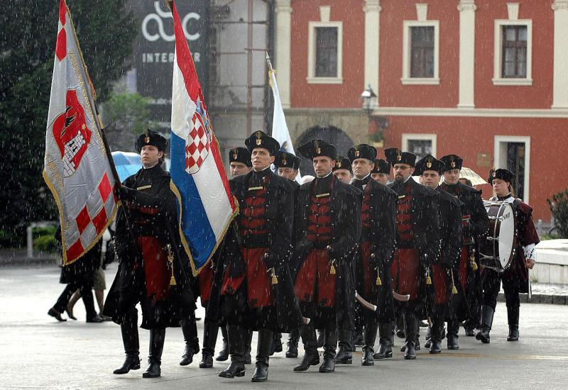 Zrinska garda Čakovec - Traže izmjenu hrvatske himne