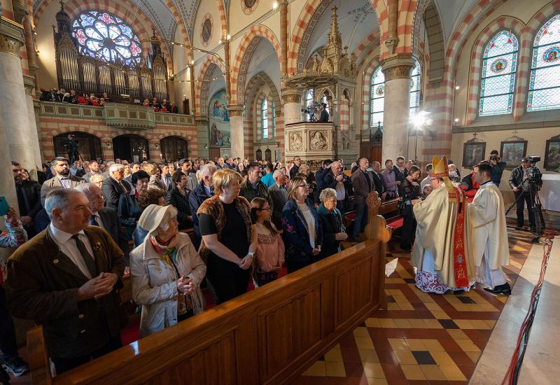 Uskrsna misa u Katedrali Srca Isusova u Sarajevu - Želimo obnoviti kulturu života, dostojanstvo čovjeka, vrjednotu društva