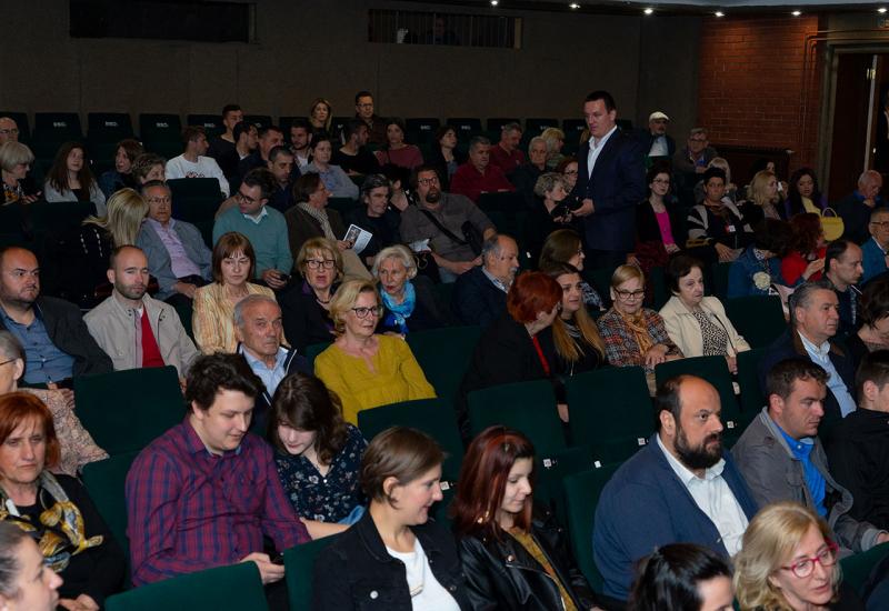 Publika u Narodnom pozorištu Mostar - Filipu Deteliću 