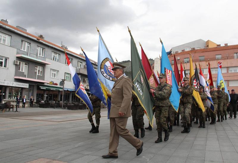 Održana središnja proslava 27. obljetnice obrane Livna - Održana središnja proslava 27. obljetnice obrane Livna