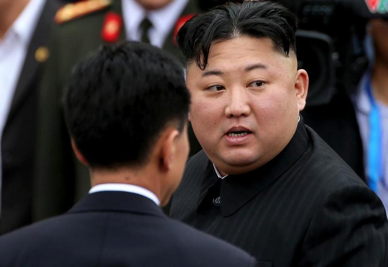 Kim Jong-un traži povećanje proizvodnje oružja