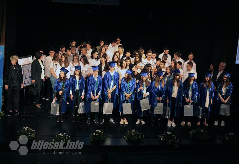 Mostar: Generacija osnovaca ispraćena na put u srednju školu