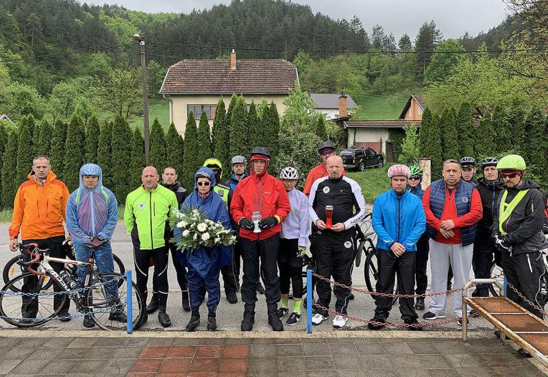 Biciklistička karavana iz Žepča nosi poruku mira i prijateljstva u Vukovar
