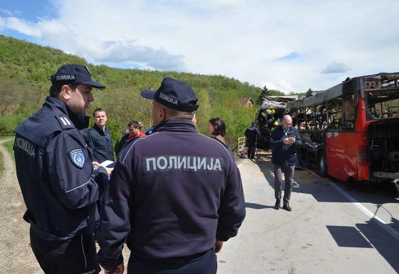 Detalj s mjesta nesreće - U direktnom sudaru autobusa i kamiona poginulo pet osoba