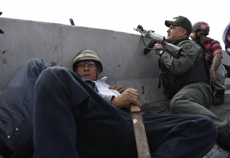 Tijekom pokušaja bijega iz zatvora u Venezueli ubijena 23 zatvorenika 