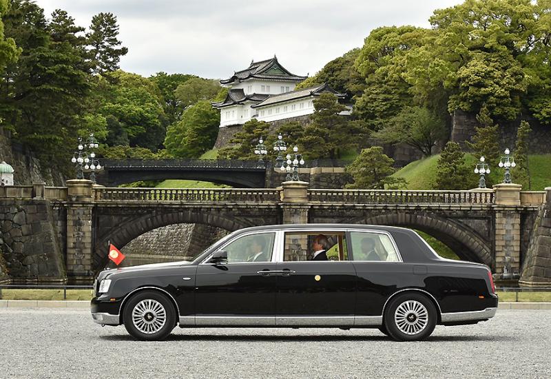 Novoustoličeni japanski car ostao vjeran Toyoti