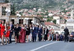 Ljepota, glamur i sreća maturanata ukrasili Mostar