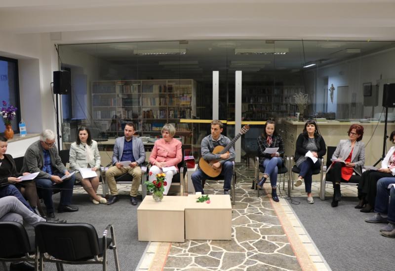 Široki Brijeg: Održana međunarodna pjesnička večer o tragičnoj ratnoj sudbini Hrvata