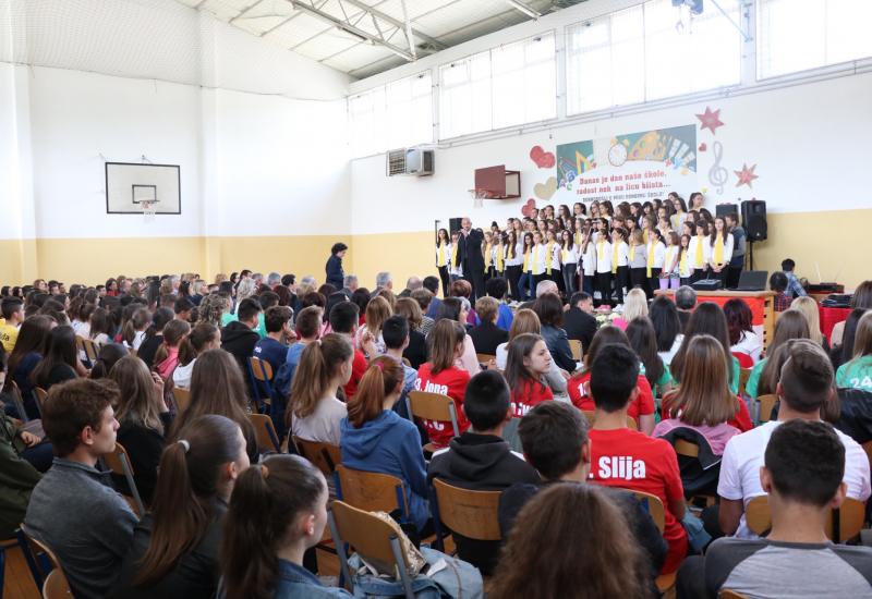 Bogatim programom širokobriješka Prva osnovna škola proslavila 42. rođendan