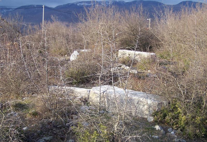Nekropola sa stećcima u Humilišanima  - Mostar dobio novi, ali ugroženi, nacionalni spomenik