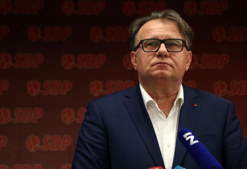 Nermin Nikšić izabran za predsjednika SDP-a