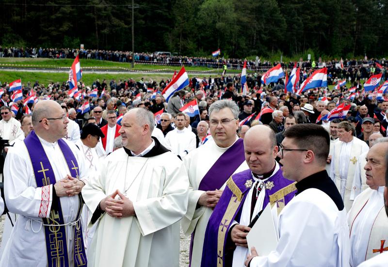 Biskup Petanjek poručio iz Bleiburga: Narodu se ne može oduzeti pamćenje