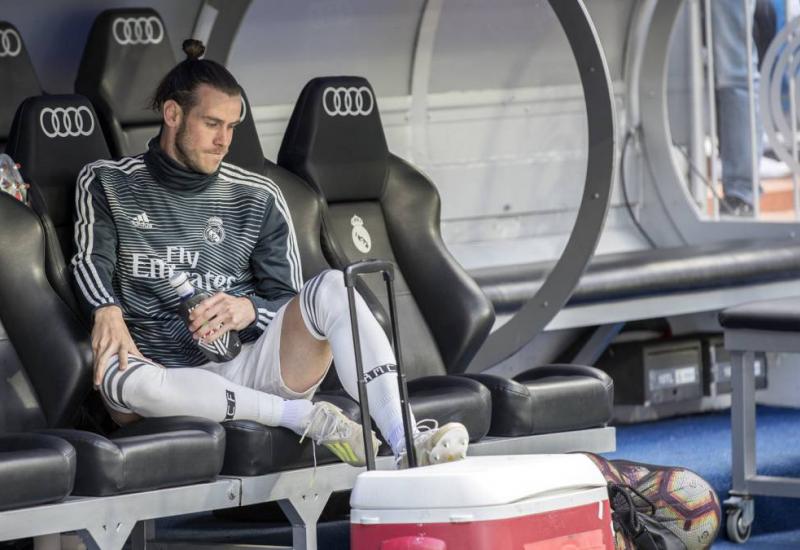 Bale odgovorio medijima: Trebali bi se sramiti