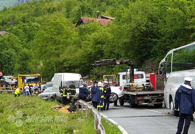 Mostar: Jedna osoba poginula u teškoj prometnoj nesreći na M-17